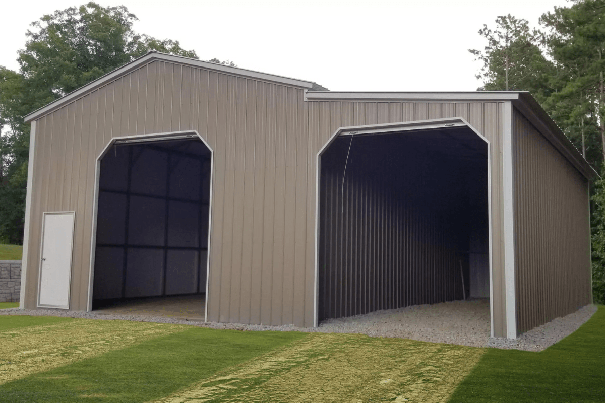 All vertical Carolina metal barn