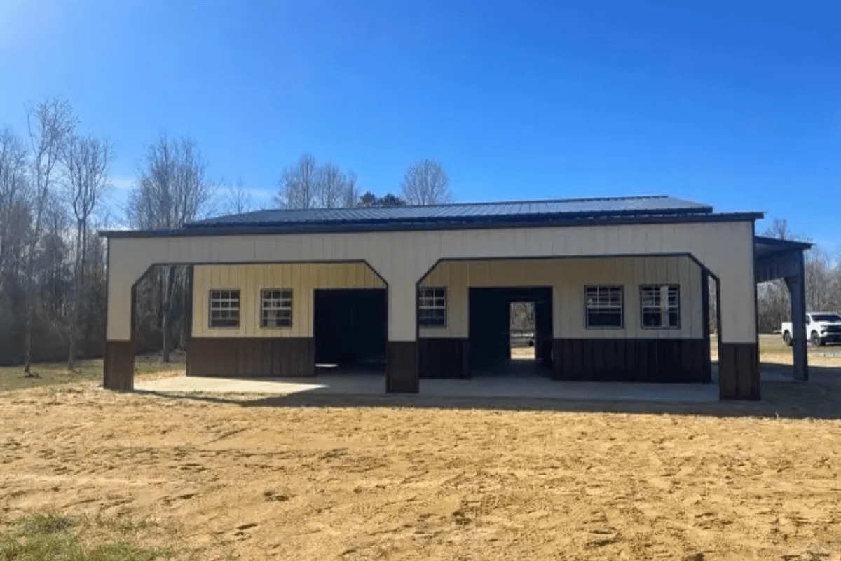 Steel Metal Building With Lean-To
