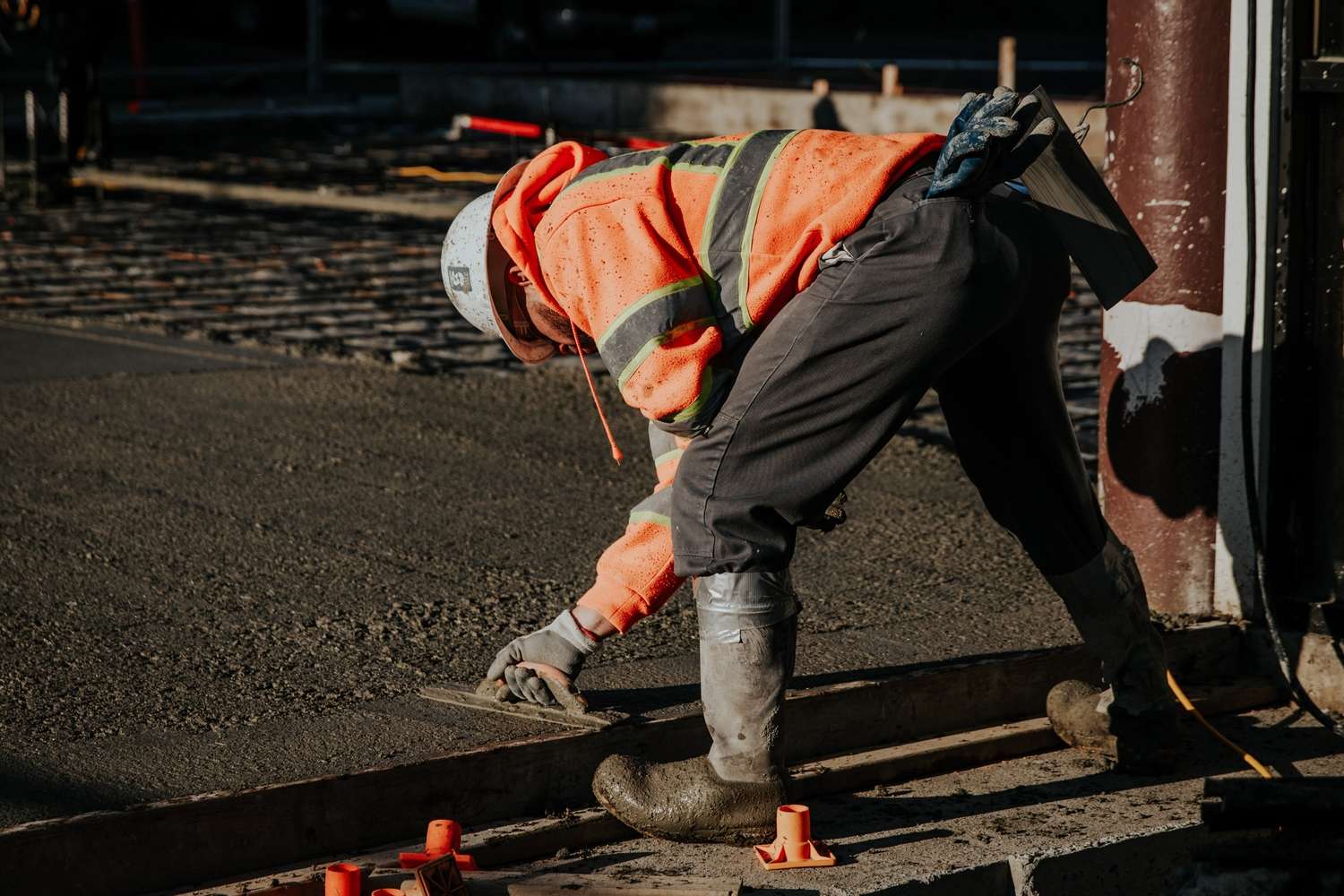 Leveling the concrete for slab foundation